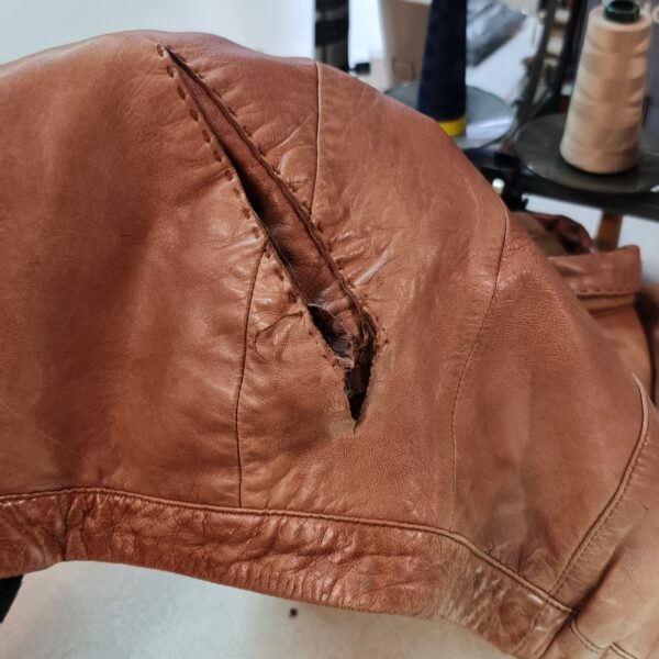Accroc cuir - avant